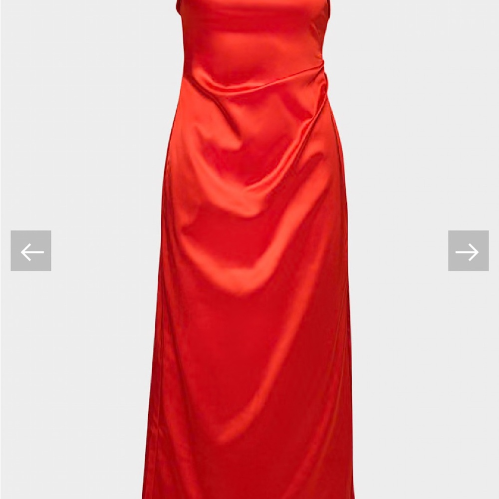 Aritzia Ruched Maxi Gown Poppy Red. - Picture 4 of 13